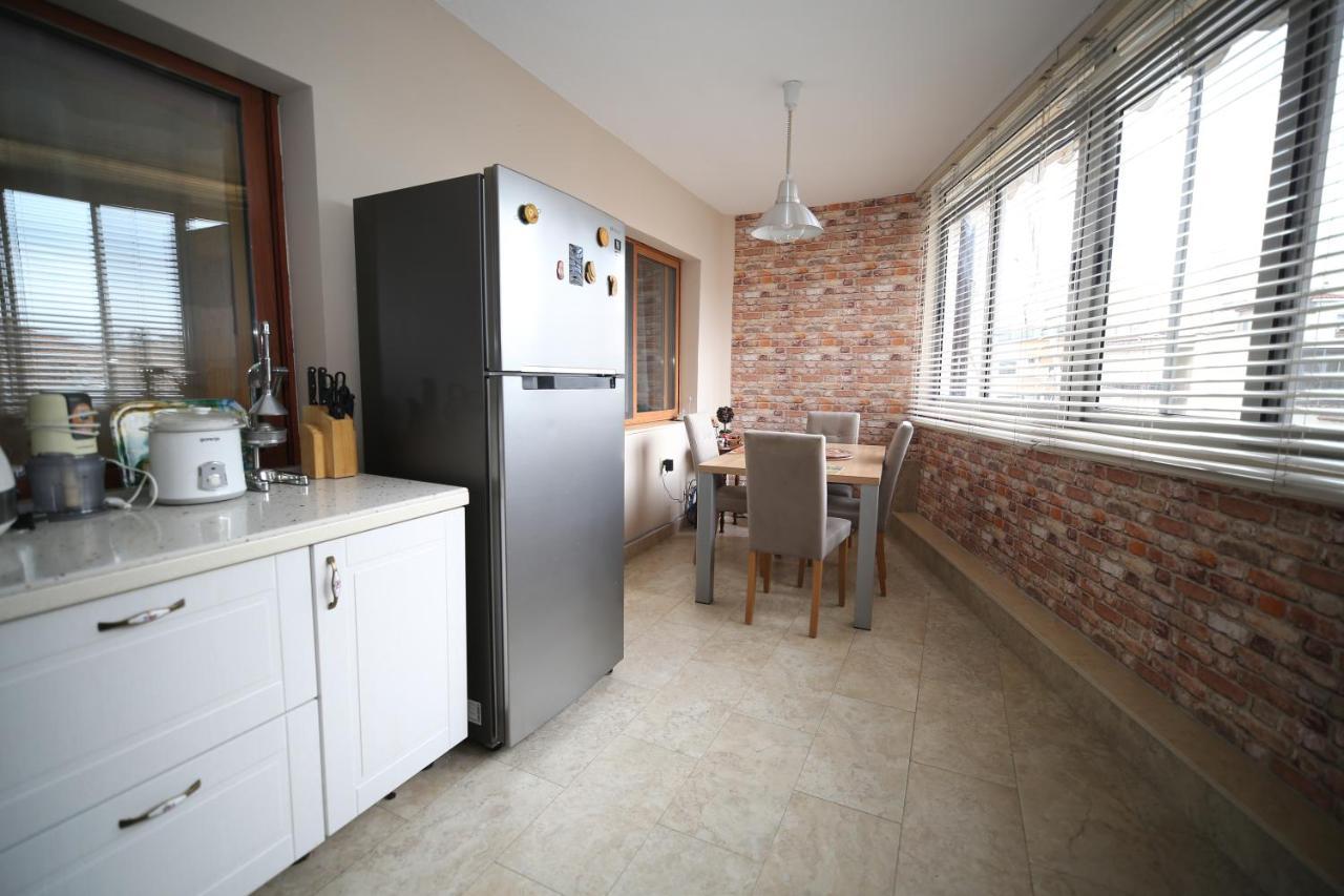 Apartamento Eos Tirana Exterior foto